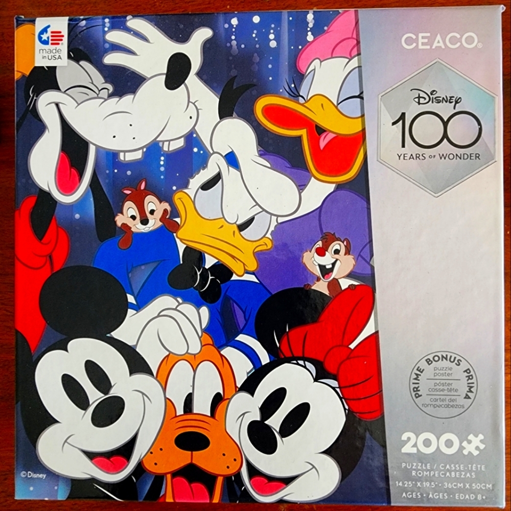 Disney 100 Mickey Minnie Donald Daisy Pluto Chip Dale 200 piece puzzle